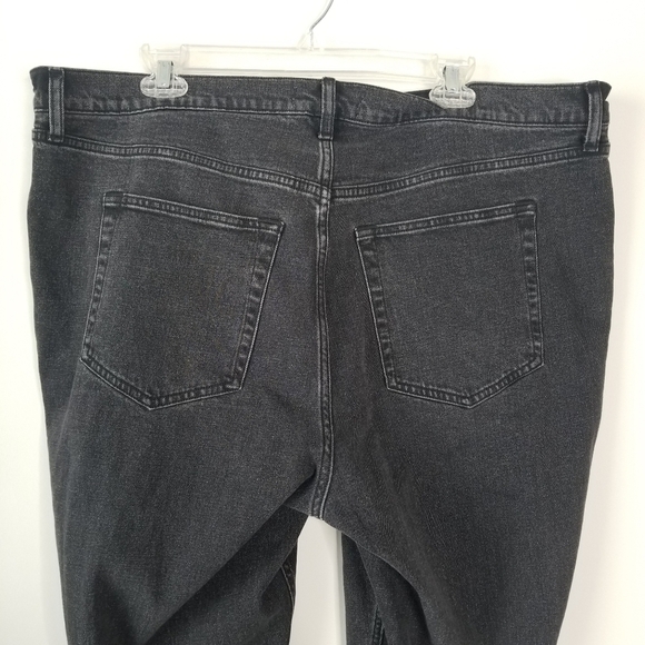 Abercrombie & Fitch Black Curve Love Ultra High Rise 90s Slim Straight Jean 35 - Picture 6 of 11